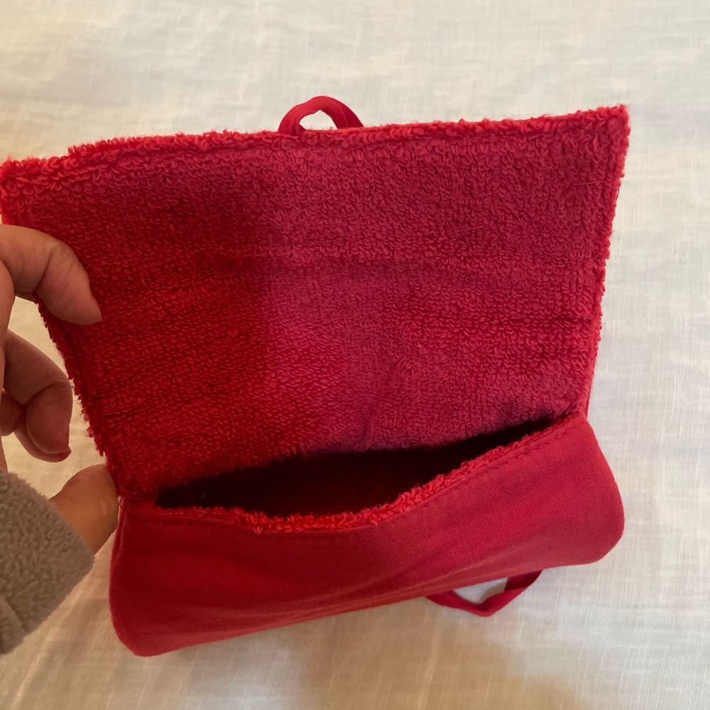 CHANEL Red Cosmetic Bag - Picture 2 of 4